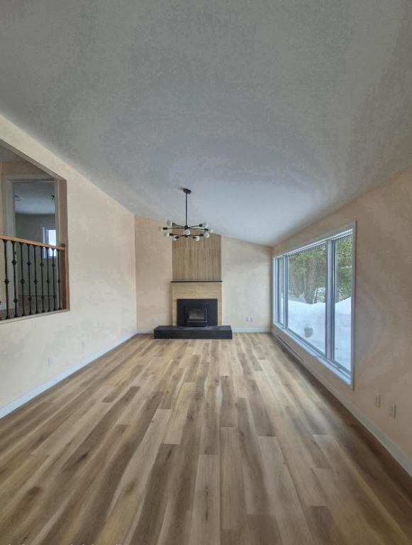 Magnifique maison entièrement rénovée à Sainte‑Adèle à louer | 3237569