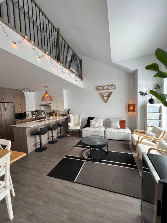 Condo 5 1/2 - Condo 3 chambres et 1.5 sdb Laval Sainte-Rose | 3237595