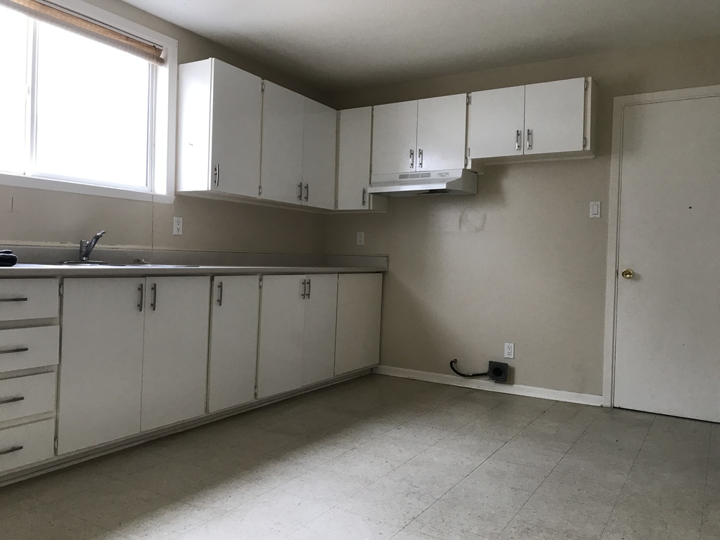 Rapibus Labrosse à Une Minute De Marche | 3238067