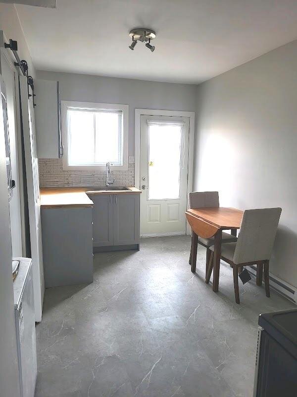 Immeuble - 894-896 Belvedere Sud - 595-603 Short 4½ Meublé Tout Inclus | 3238231