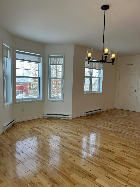 Superbe 4 1/2 Boul du Mi-Vallon fraîchement rénové | 3238560