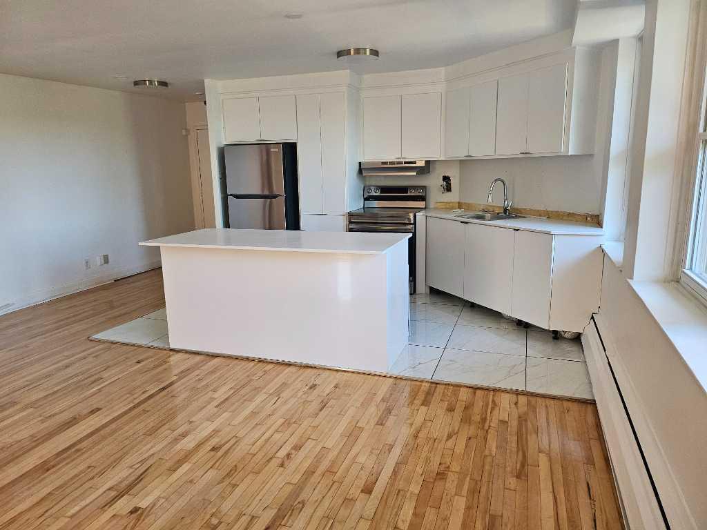 3 ½ à Louer Montreal MEILLEUR EMPLACEMENT A COTE DES NEIGES- SUR LE SOMMET RIDGEWOOD | 3238568