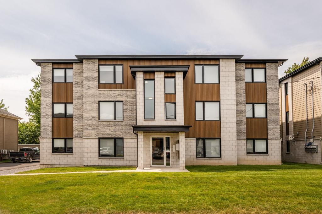 Luxueux condo neuf 4½ à louer – 1605$ / mois* | 3238609