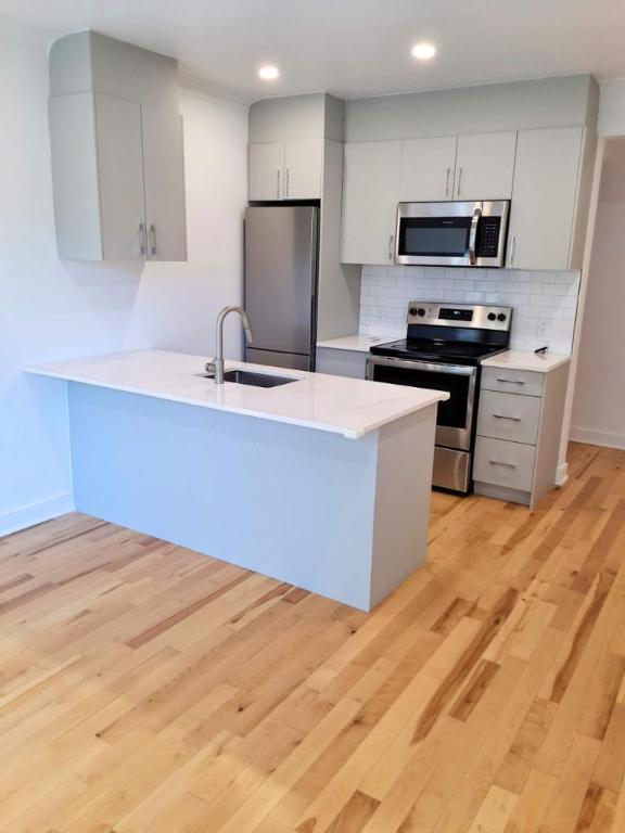 2 CH - 1 SDB - Montreal - $1,895 /mo | 3238625