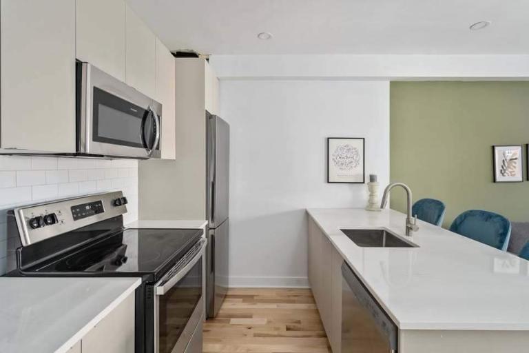 2 CH - 1 SDB - Montreal - $1,895 /mo | 3238626