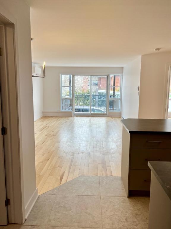 Condo 4 1/2 - stationnement intérieur - Ahuntsic | 3238638