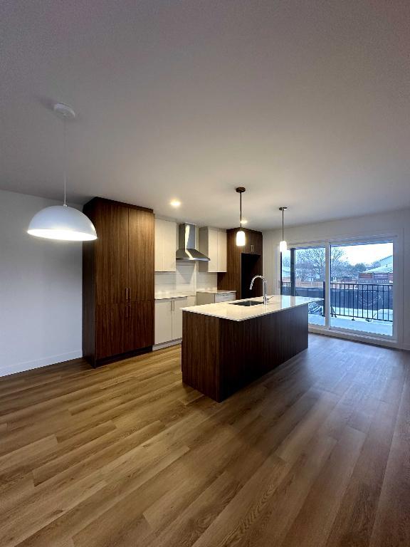 Grand 5-1/2 sur deux étages à louer à Sainte-Madeleine pour le 1 juillet 2026 | 3238654