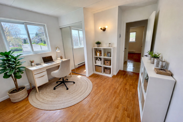 SUPERBE 4 1/2 PISCINES , GYM - A VOIR! | 3239154