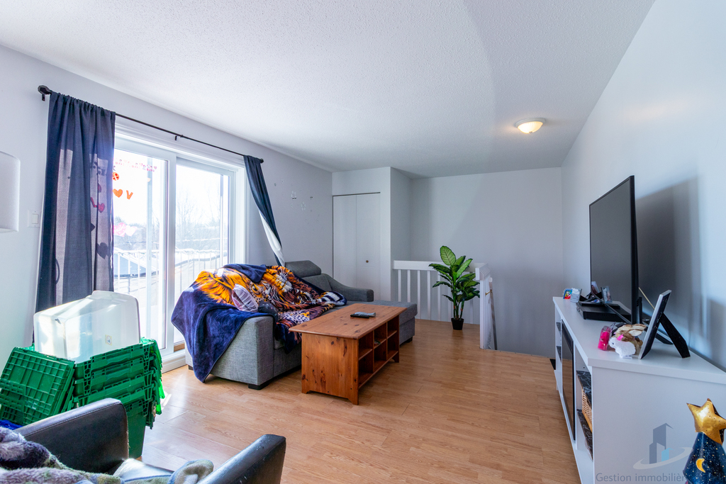 Bel Appartement - 83 Rue Osborne #4 | 3239366