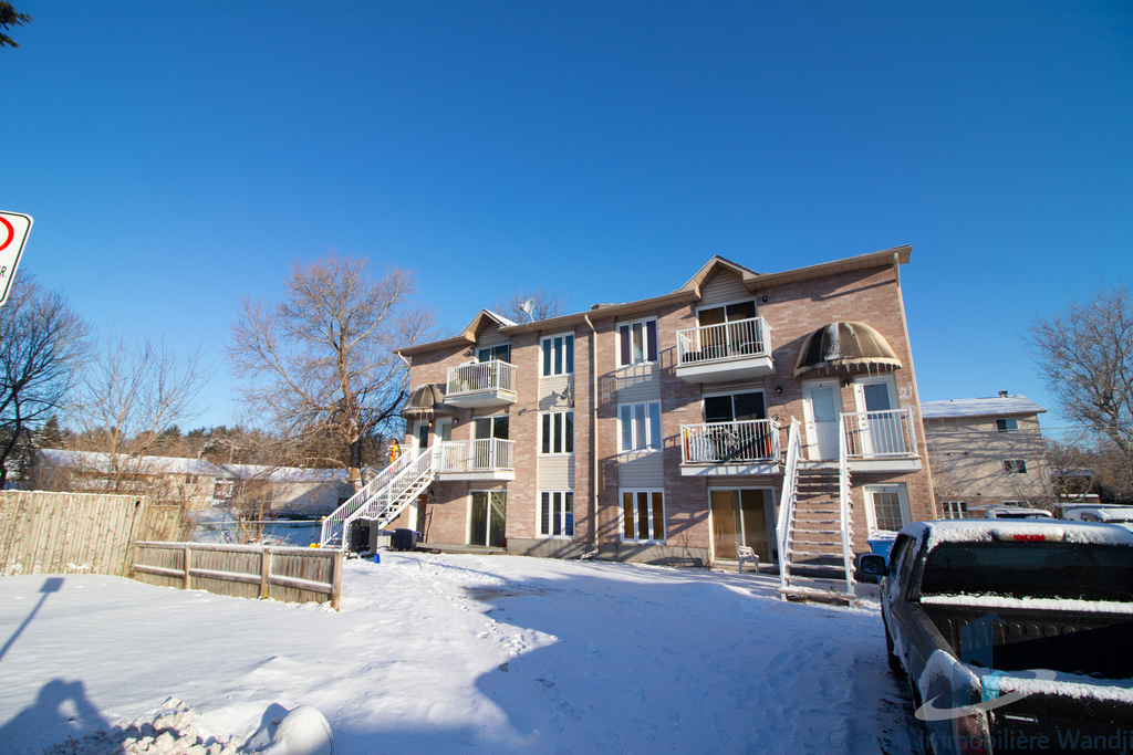 Bel Appartement - 17 Rue Damphousse #3 | 3239368