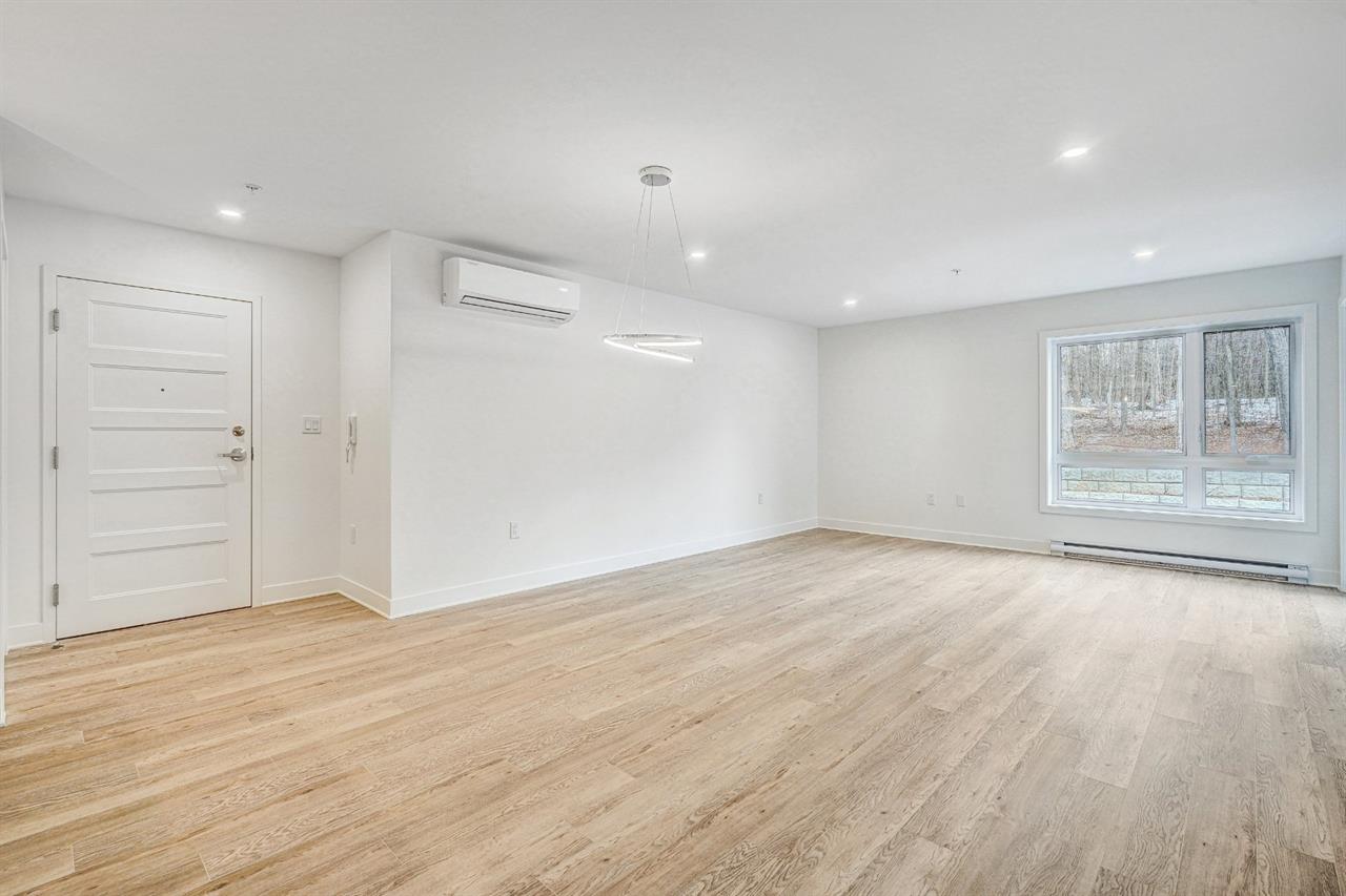 Appartement Mercier À Louer | 3239385