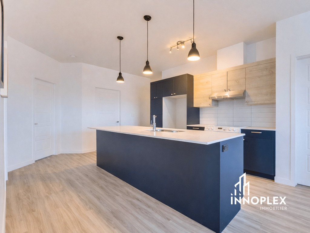 Grand 5 1/2 | 3239434