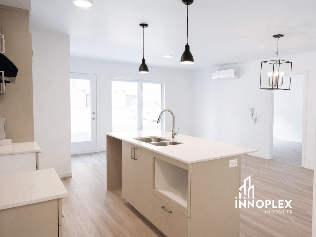 5 1/2 Moderne Et Lumineux | 3239435