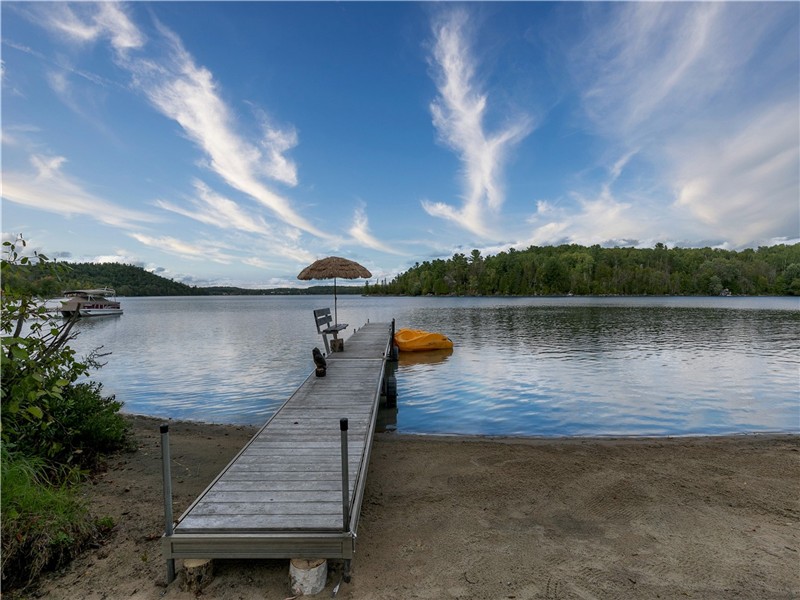 Lakeside Haven Cottage | 3239440