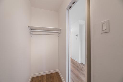 3 1/2 semi-meublé près centre d'achat et autoroute 20 | 3239463