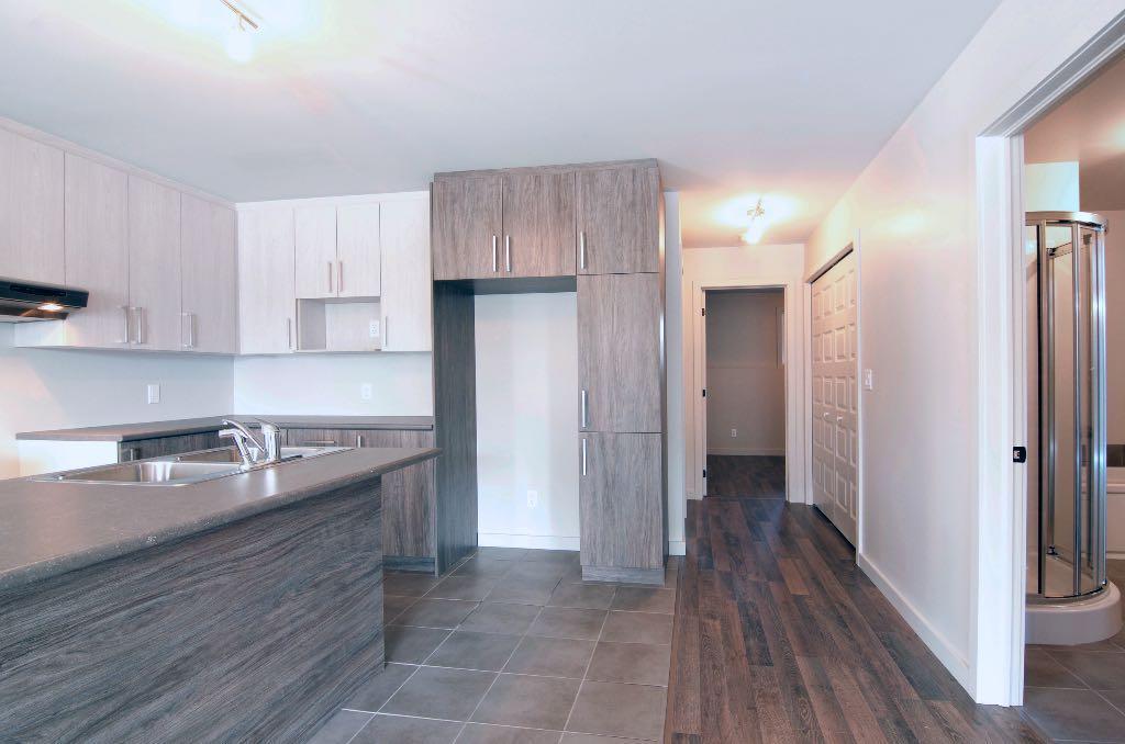 Ajouter à mes favoris 4 1/2 dans un quadruplex Rock Forest (Sherbrooke) | 3239474