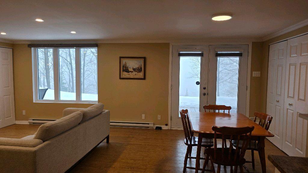 Appartement meublé et chauffé à louer - St-Sauveur | 3239478