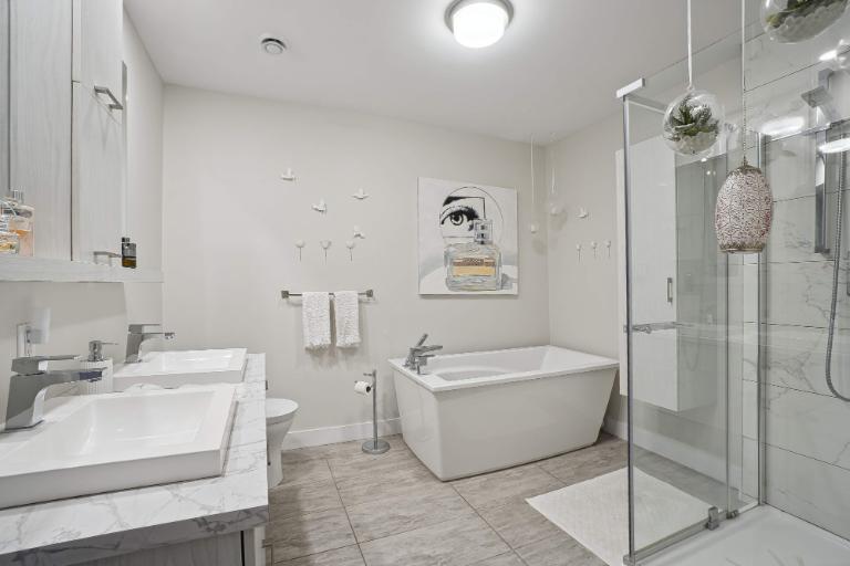 2 CH - 2 SDB - Bromont - $2,025 /mo | 3239527