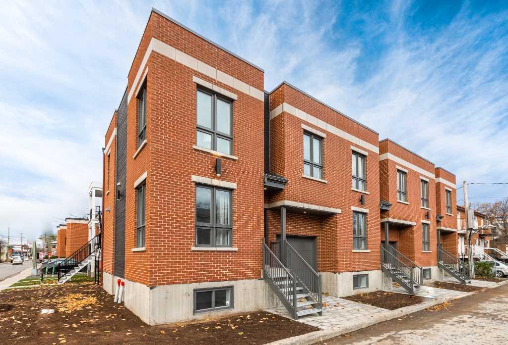 Maison De Ville Moderne Vieux Terrebonne | 3239528