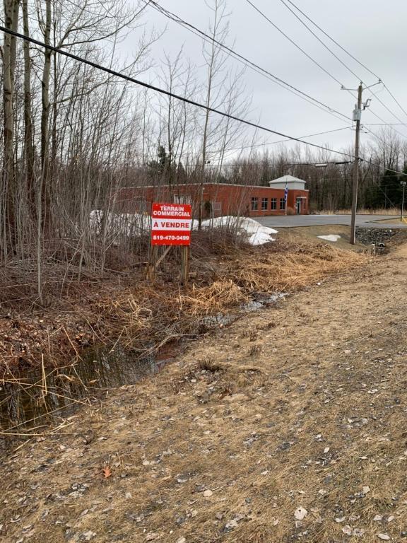 Terrain Commercial À Vendre à Drummondville | 3239611