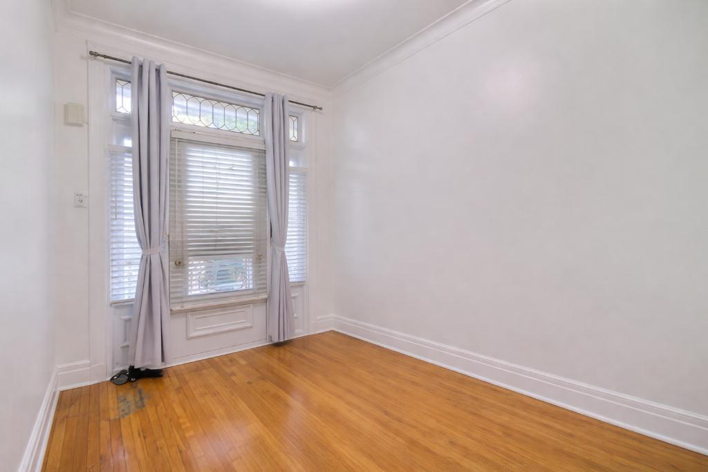 Studio face au Métro Laurier | 3240405