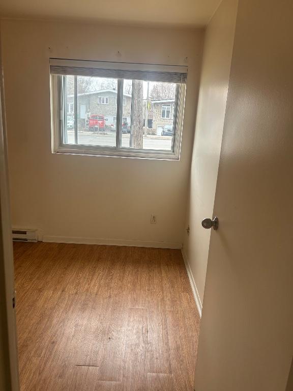 Laval 4 1/2 | 3240413