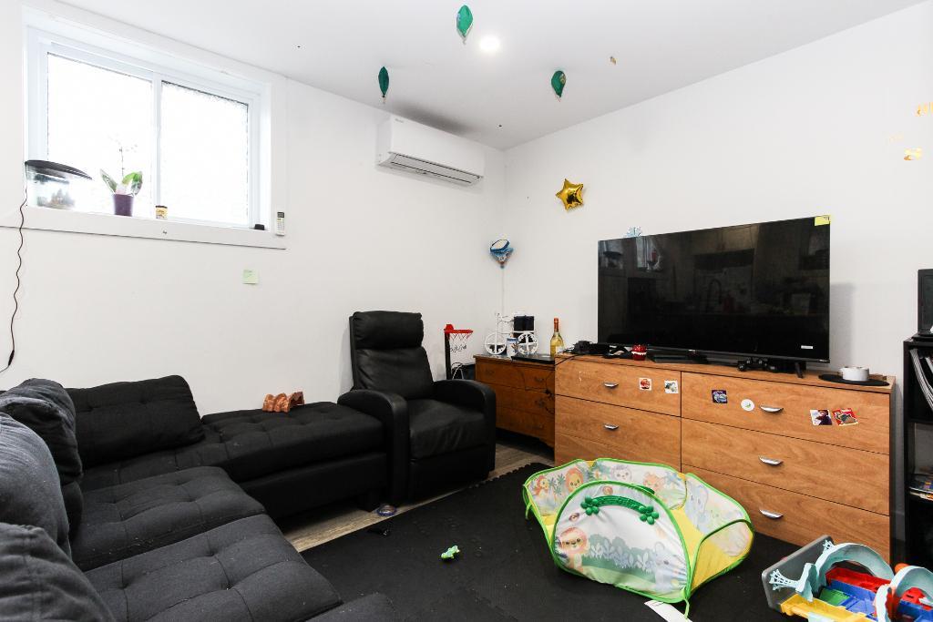 Logement 4 1/2 spacieux et rénové à Vaudreuil-Dorion avec stationnement | 3240429