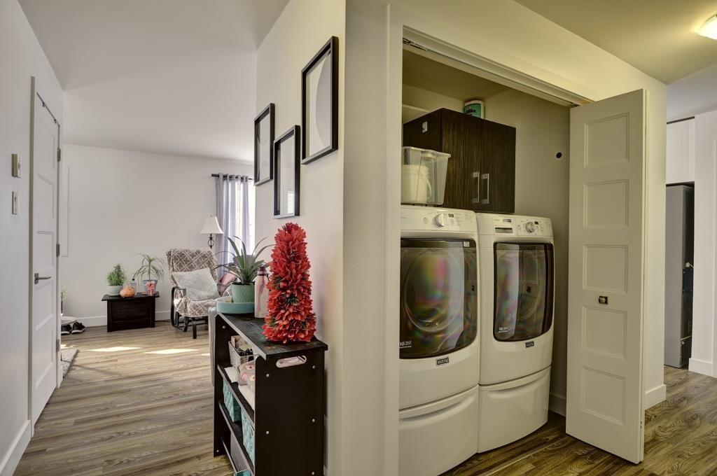 Magog - condo / apartement à louer avec une vue spectaculaire disponible le 1 juillet ou quelques jours avant. | 3240432