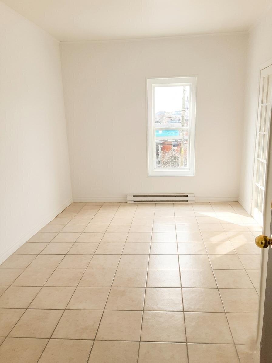 Immeuble - 107-109-111 Queen Joli 3 1/2 - Lennoxville | 3240534