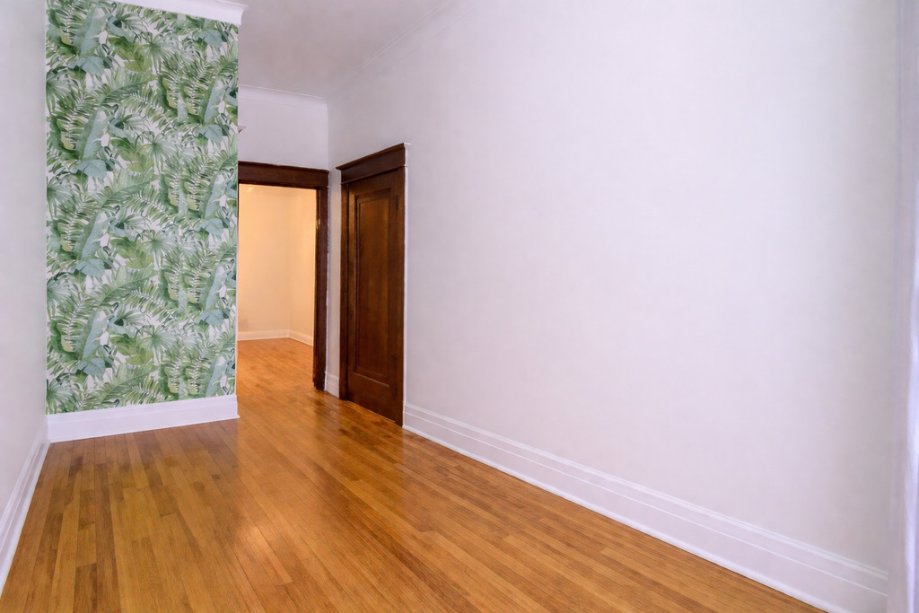 Studio Face Au Métro Laurier | 3240607