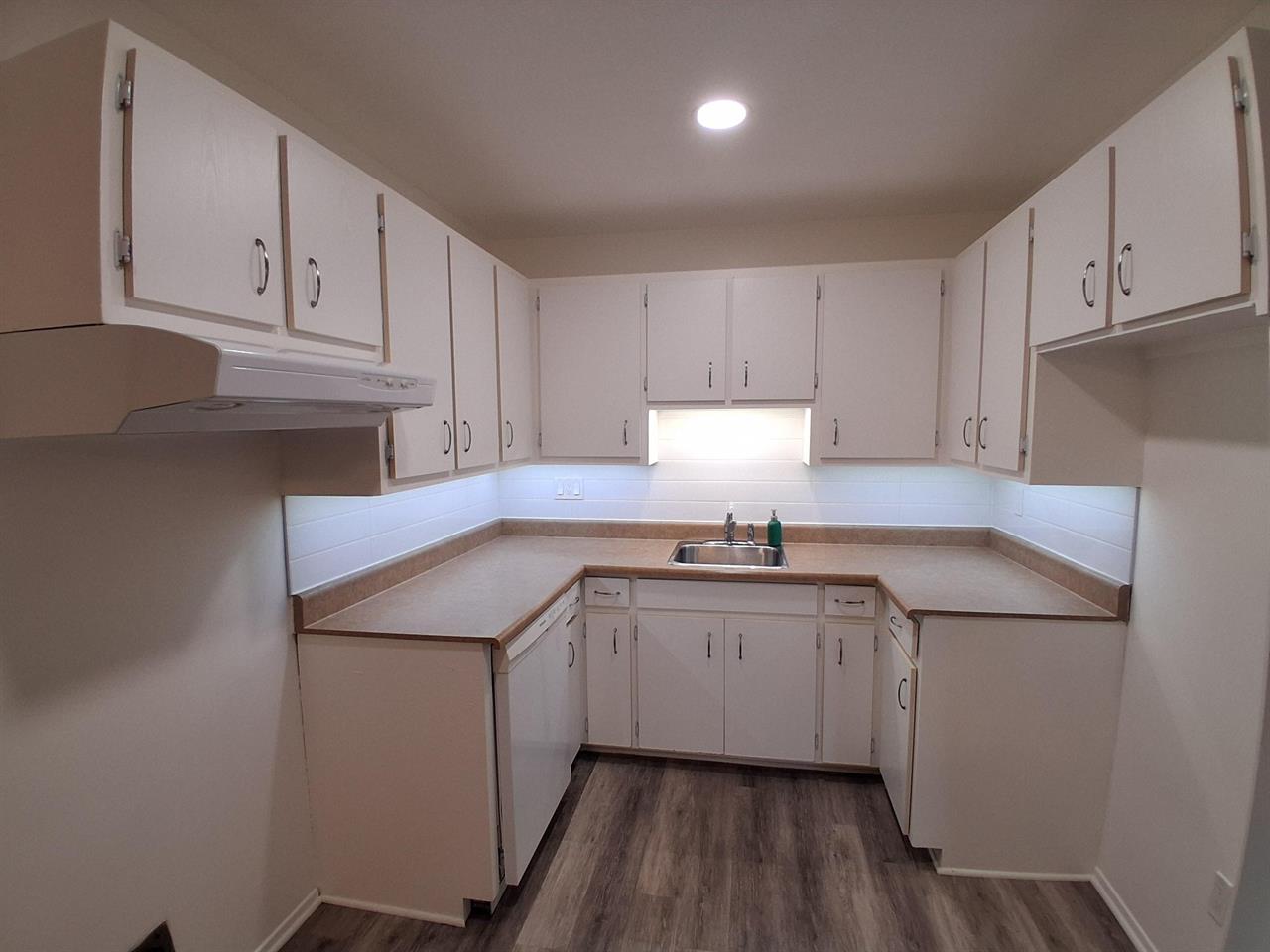 Immeuble - 1765 Rue Des Boisés Joli 4 Et Demi Près De L'Université De Sherbrooke | 3240608