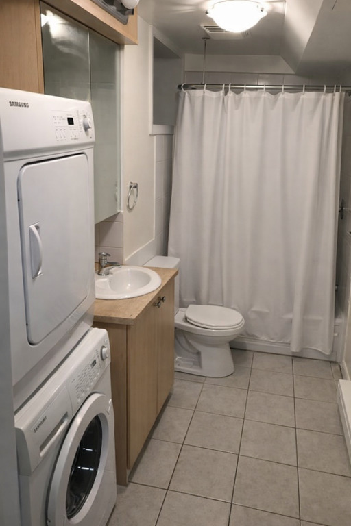 Studio Face Au Métro Laurier | 3240631