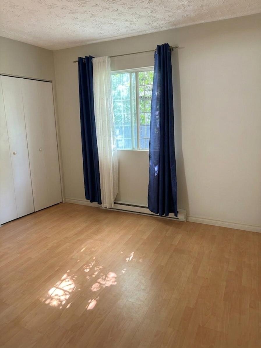 Immeuble - 4949 Rue Magloire 3 1/2 Bien Situé à Louer | 3240635