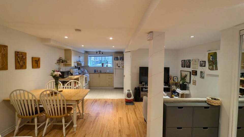 3 1/2 Rosemont | 3240707