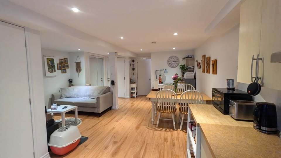 3 1/2 Rosemont | 3240707