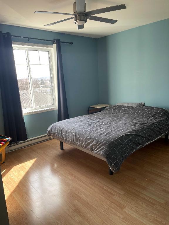 3 1/2 spacieux au 3e étage non fumeur | 3240836