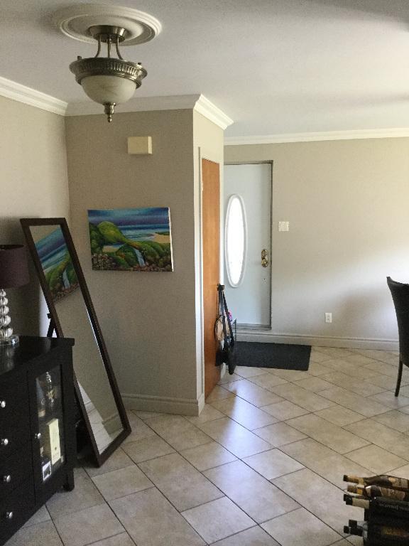 Rosemont - Superbe 4 1/2 à aire ouverte, situé juste en face de l'Hôpital Santa Cabrini. | 3240846