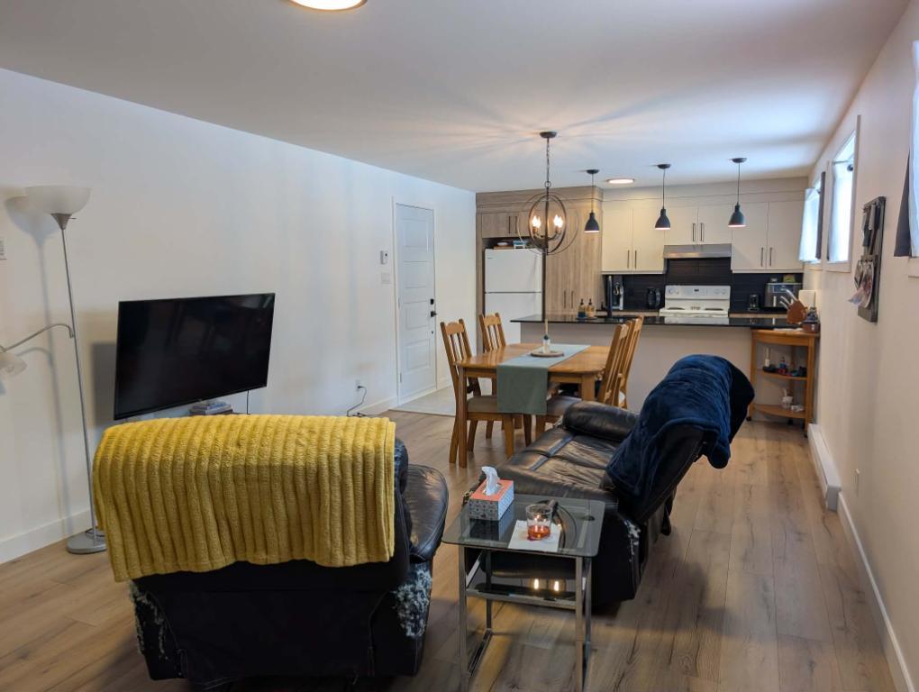 Grand bachelor 4 1/2 à louer Saint-Eustache | 3240848