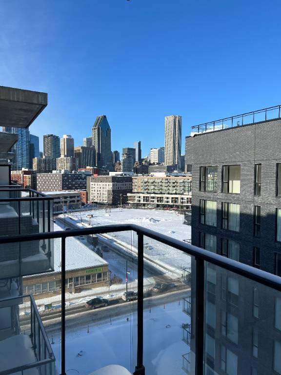Griffintown Penthouse Studio | Meublé + Tout Inclus | piscine & gym | 3240856