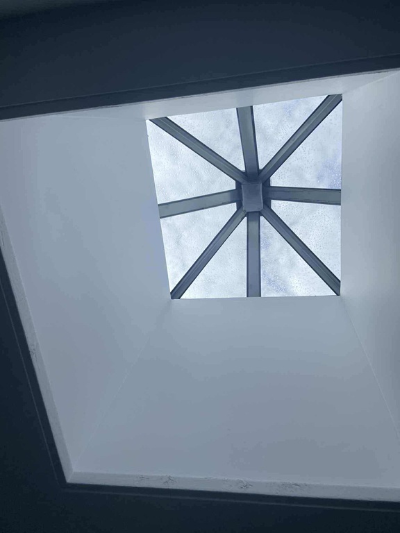 Grand 31/2 Fait 41/2 Entièrement Rénové | 3241406