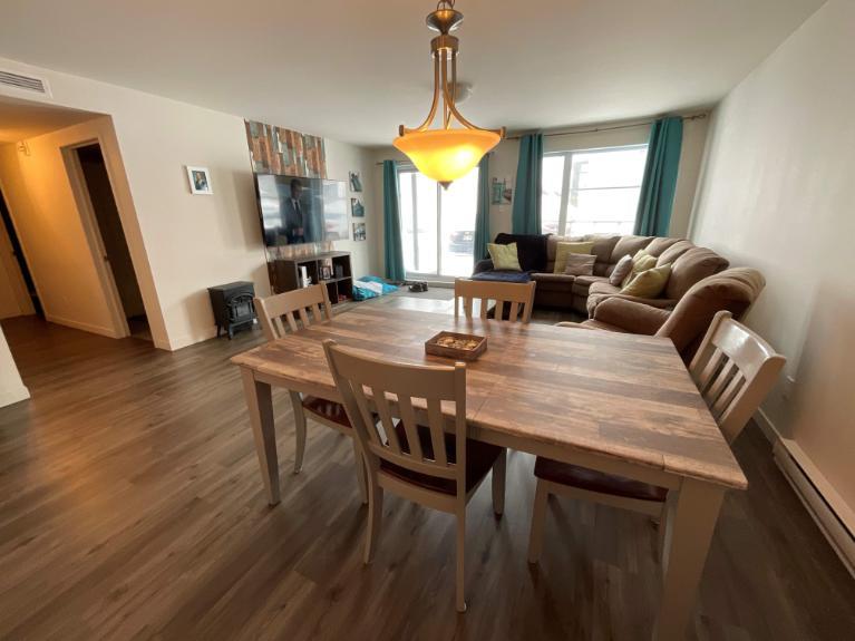 2 CH - 1 SDB - Lévis - $1,250 /mo | 3241445