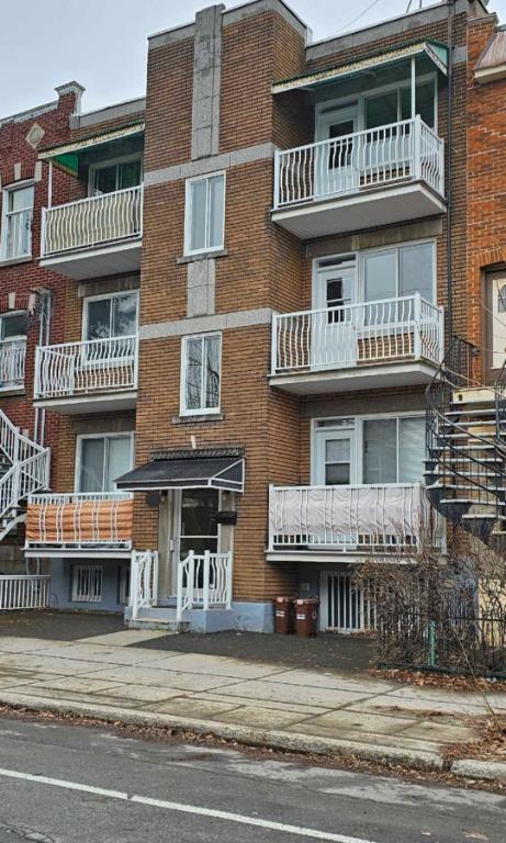 Logement 4 1/2 double disponible 1er juillet | 3241476