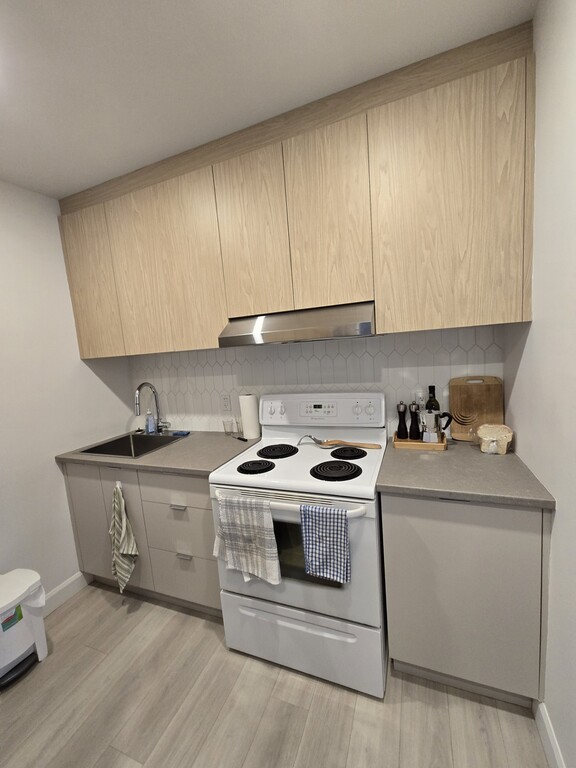 MAGNIFIQUE STUDIO | INTERNET- EAU CHAUDE | 3264158