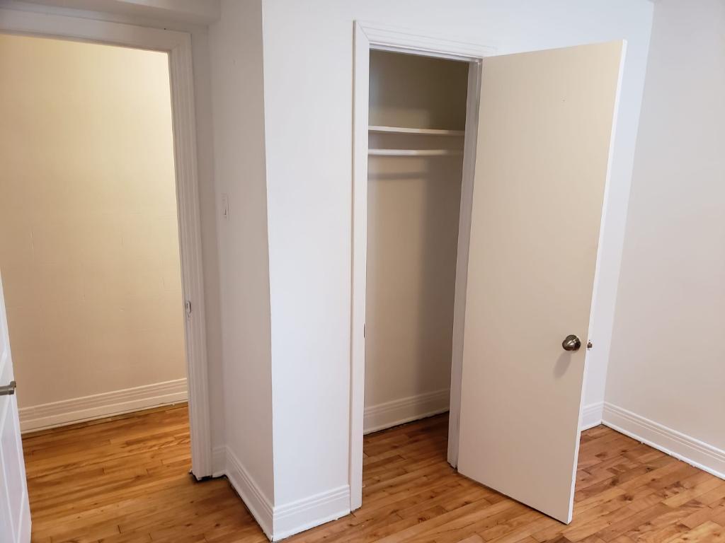 🏡 À LOUER – 3 ½ (demi sous-sol) – Quartier calme et paisible | 3279210
