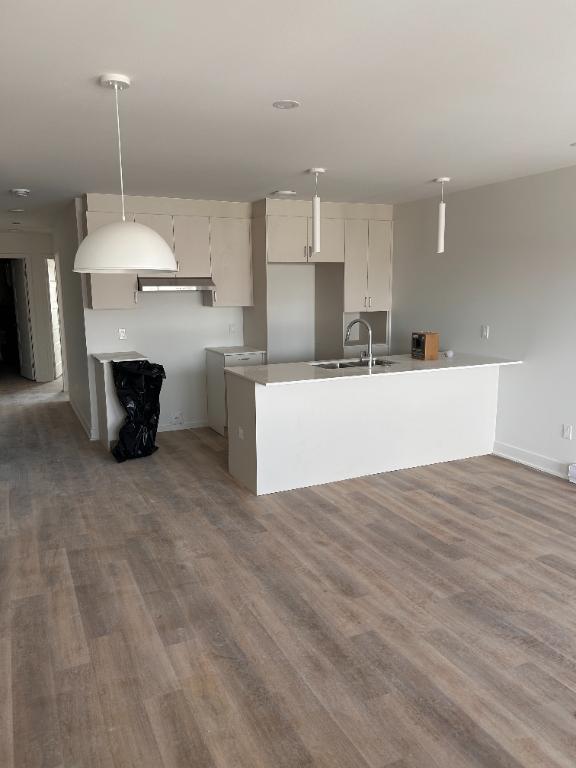 LOGEMENT 4 1/2 À LOUER PRÈS DU MÉTRO LONGUEUIL 1 JUIN 2026 | 3279336