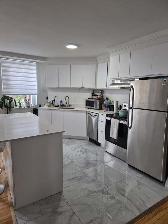 MEILLEUR EMPLACEMENT A COTE DES NEIGES- | 3267753