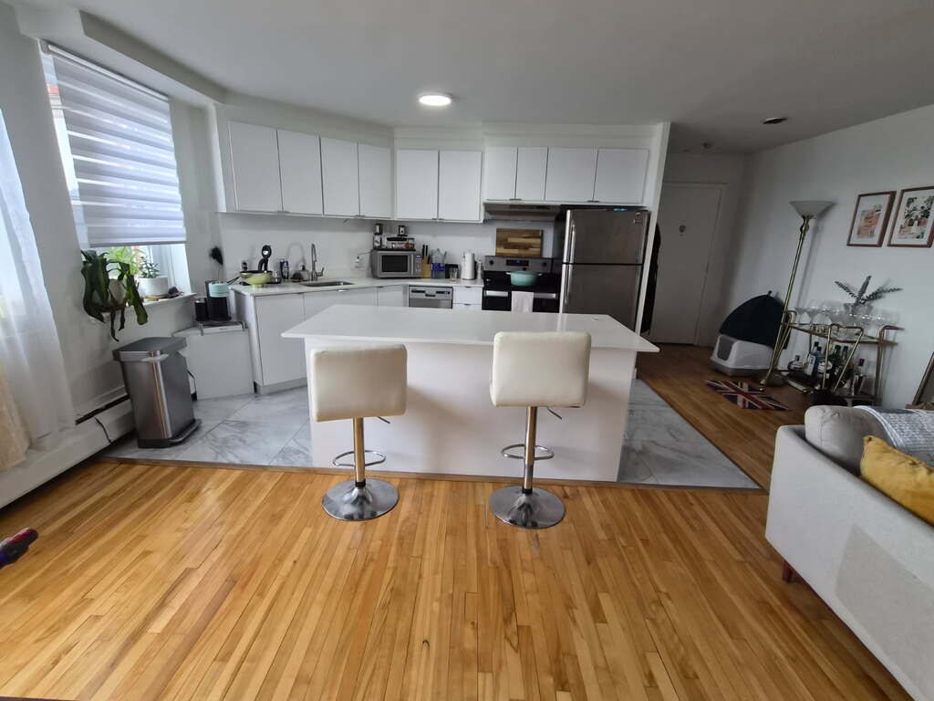 MEILLEUR EMPLACEMENT A COTE DES NEIGES- | 3267753