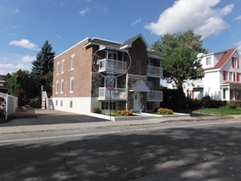 Au Coeur D'Ahuntsic: Beau 4 1/2 Au 2e ÉT | 3268114