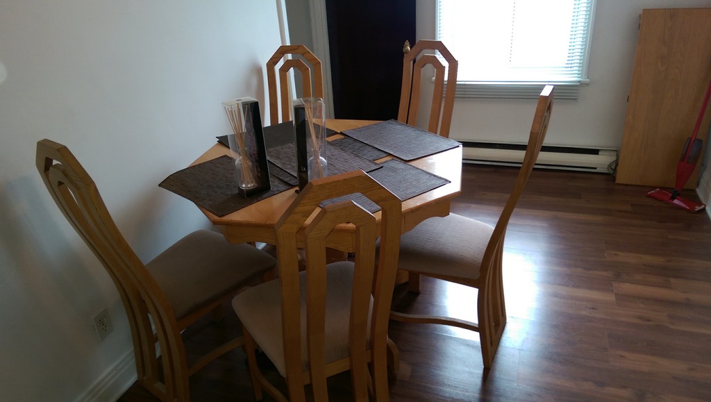 Au Coeur D'Ahuntsic: Beau 4 1/2 Au 2e ÉT | 3268114