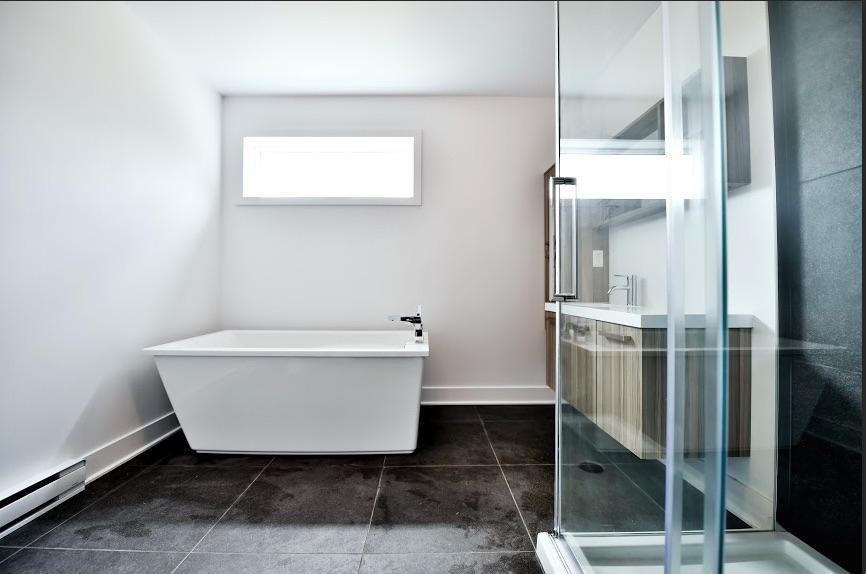 5 1/2 au premier étage. Saint-Canut | 3277942